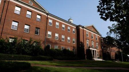 Exterior photo of Eshelman School of Pharmacy building in the daytime.